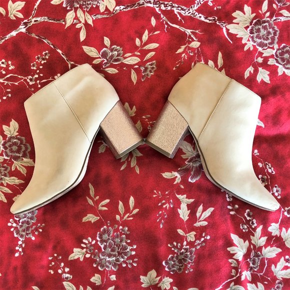 Whimsical Katy Perry “Corra” Nude Block Heel Boots 7 - Picture 6 of 16